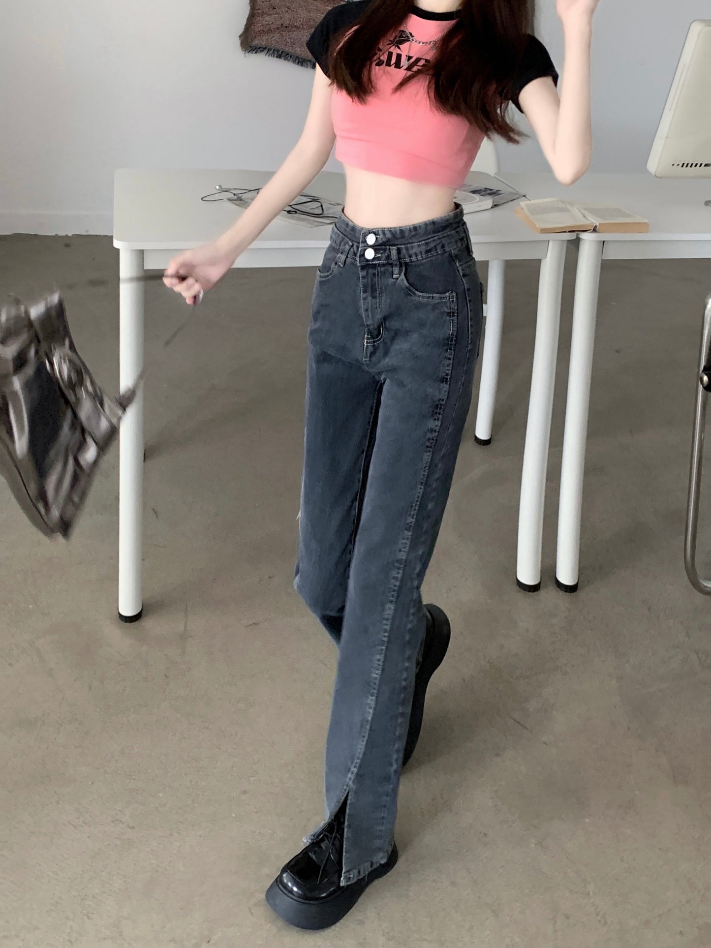 スリットデニムパンツ