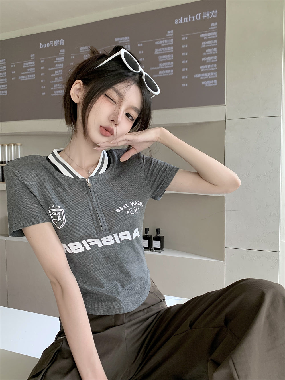 半袖ジップT