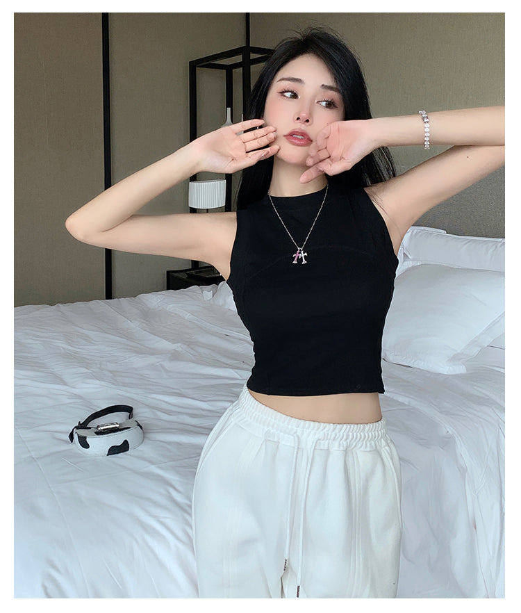 ノースリーブモックネックT