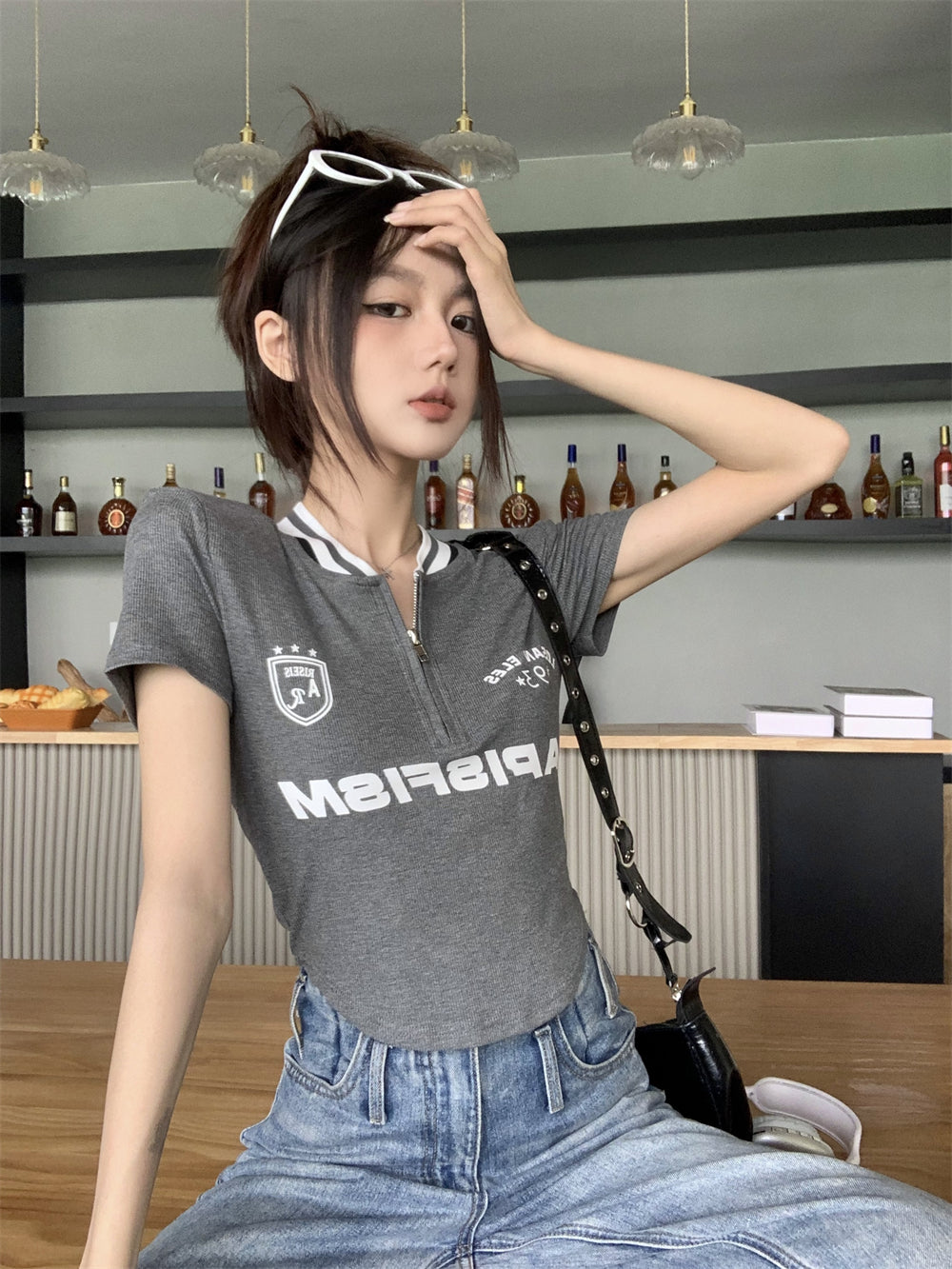 半袖ジップT