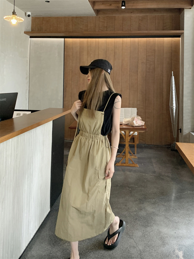 エプロンワンピース